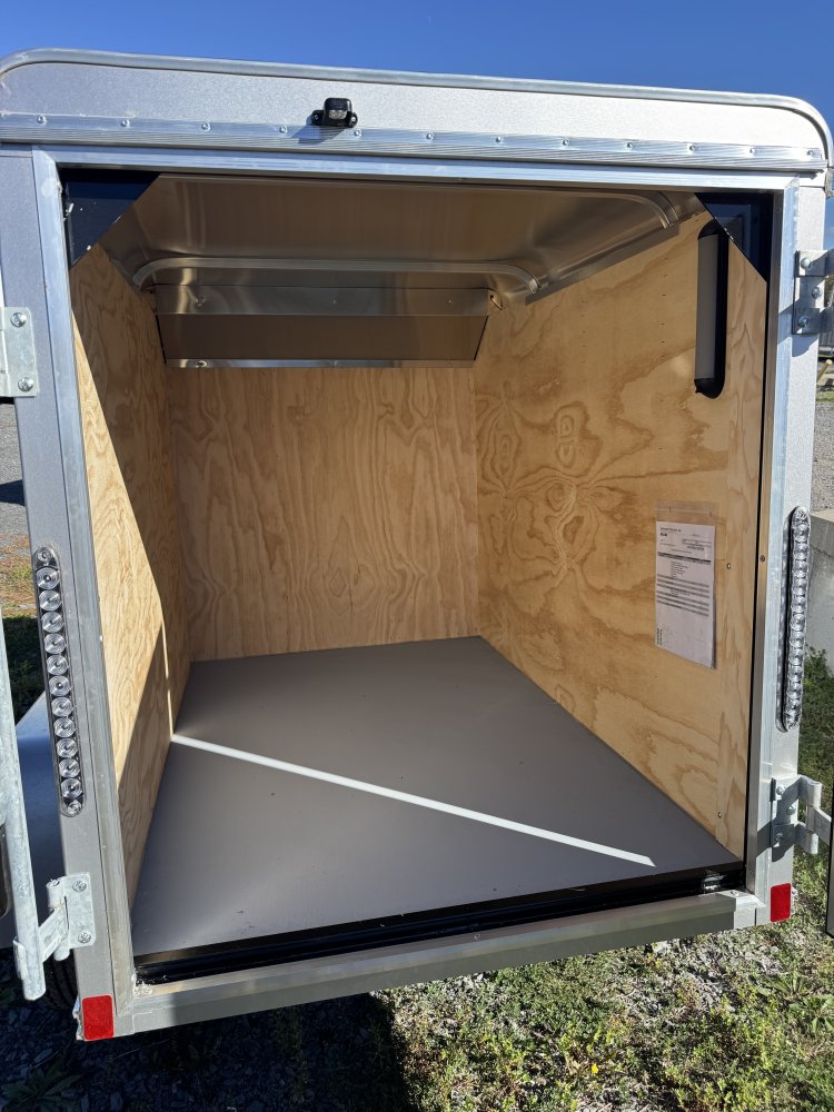 4'x6' Car Mate CM406CC
