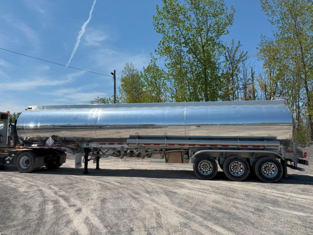 x LBT Fuel Trailer