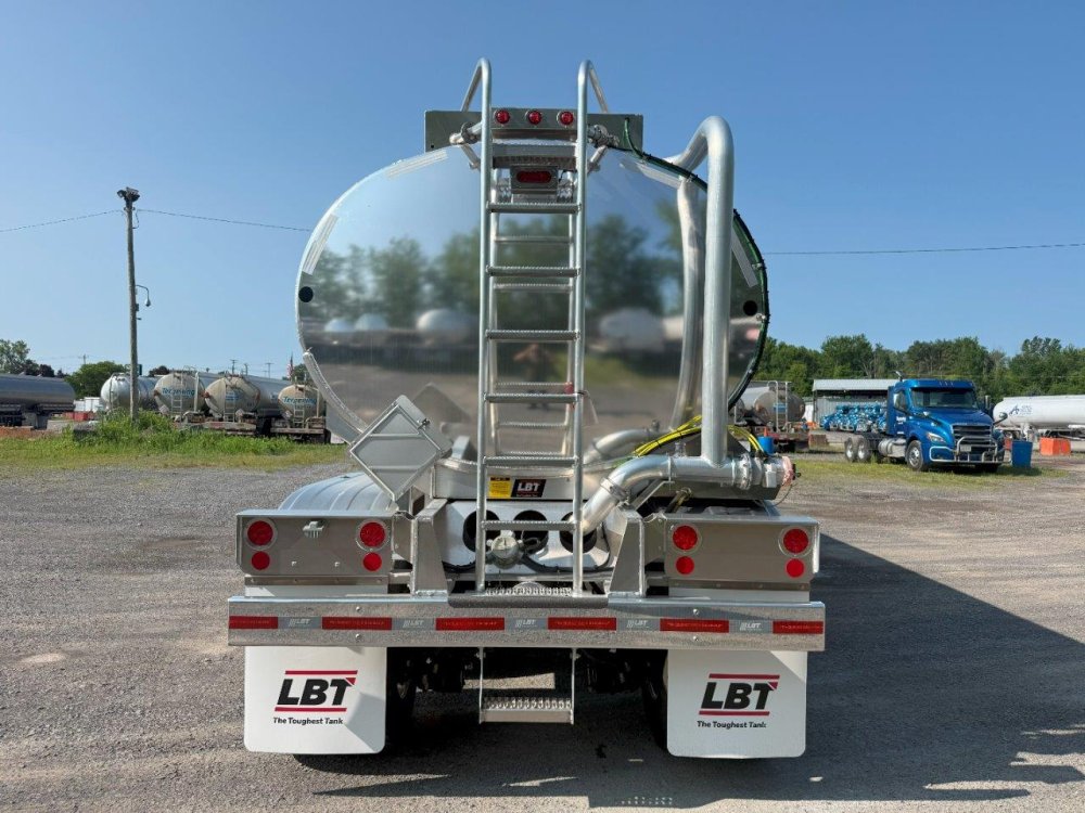 x42' LBT Fuel Trailer
