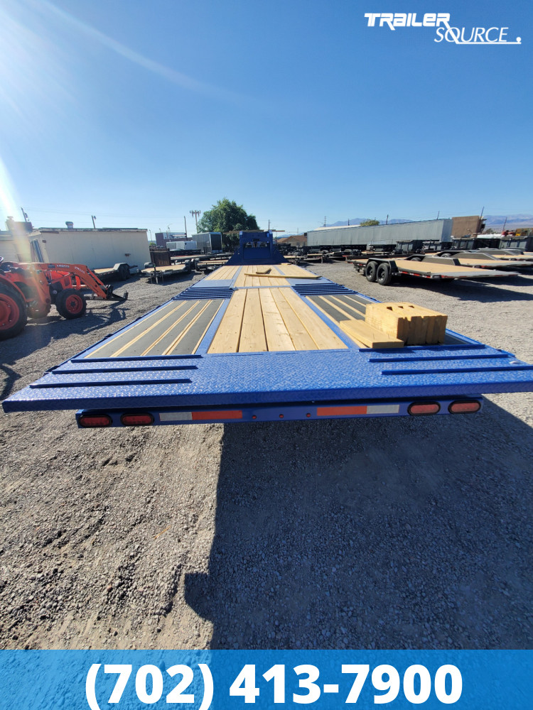 8.5x32 Diamond C FMAX HDT 32' 25K Hydraulic Dovetail Gooseneck