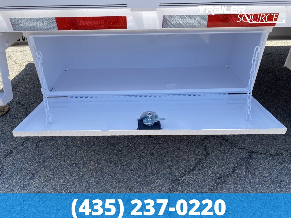8.5x32 Diamond C FMAX-HDT 212 25.9K Hydraulic Dovetail Gooseneck