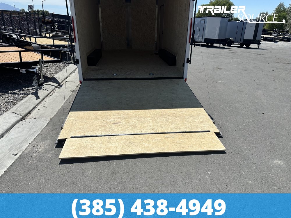 8.5x16 Look ST DLX 7'0" Interior 10K Tandem Axle Enclosed Cargo