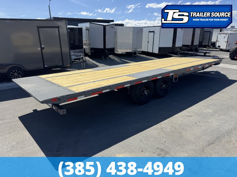 8.5x26 Diamond C DET 207 Deckover Tilt Trailer - 15.5K GVWR -