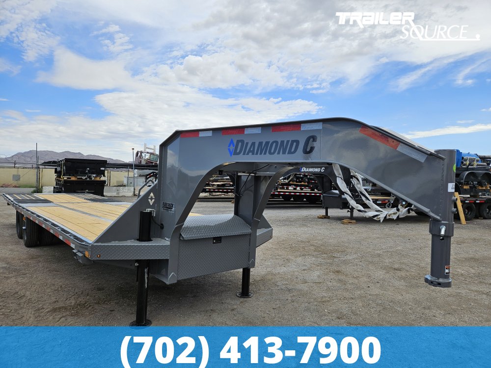 8.5x32 Diamond C FMAX HDT 32' 25.9K Hydraulic Dovetail Gooseneck