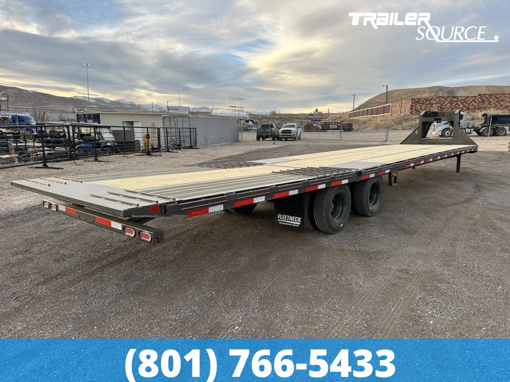 8.5x40 Diamond C FMAX HDT 40' 25.9K Hydraulic Dovetail Gooseneck