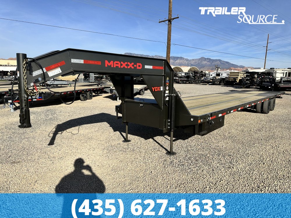 8.5x40 Maxx-D YDX 40' 25.9K Hydraulic Dovetail Gooseneck