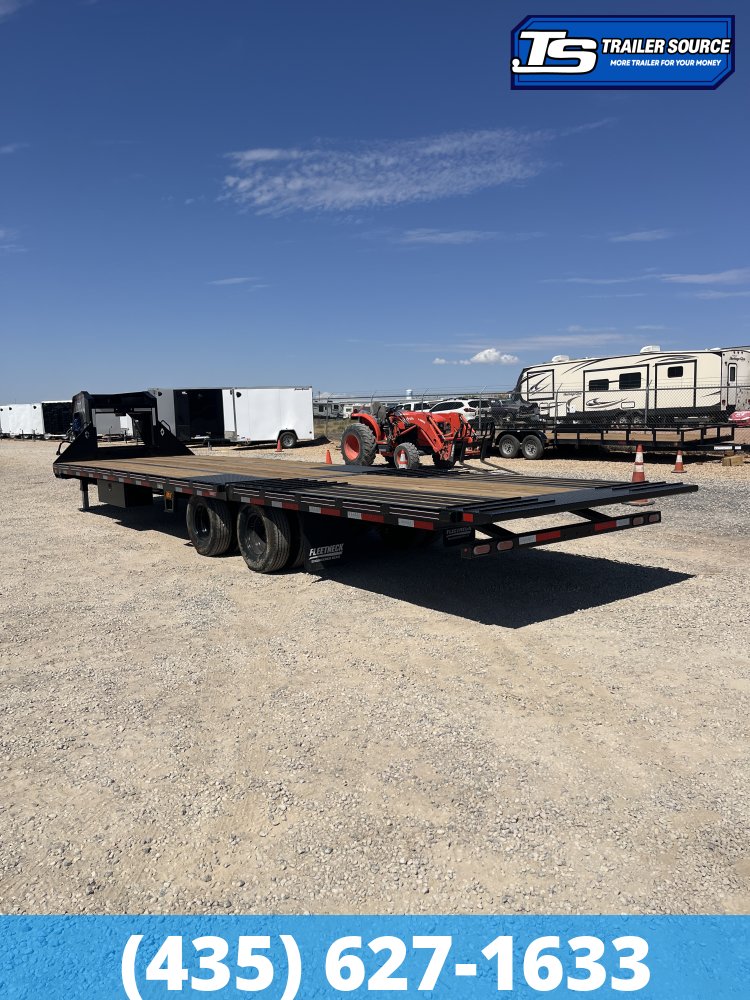 8.5x32 Diamond C FMAX-HDT 210 Gooseneck Hydraulic Dovetail Equipment Trailer - 25K GVWR -