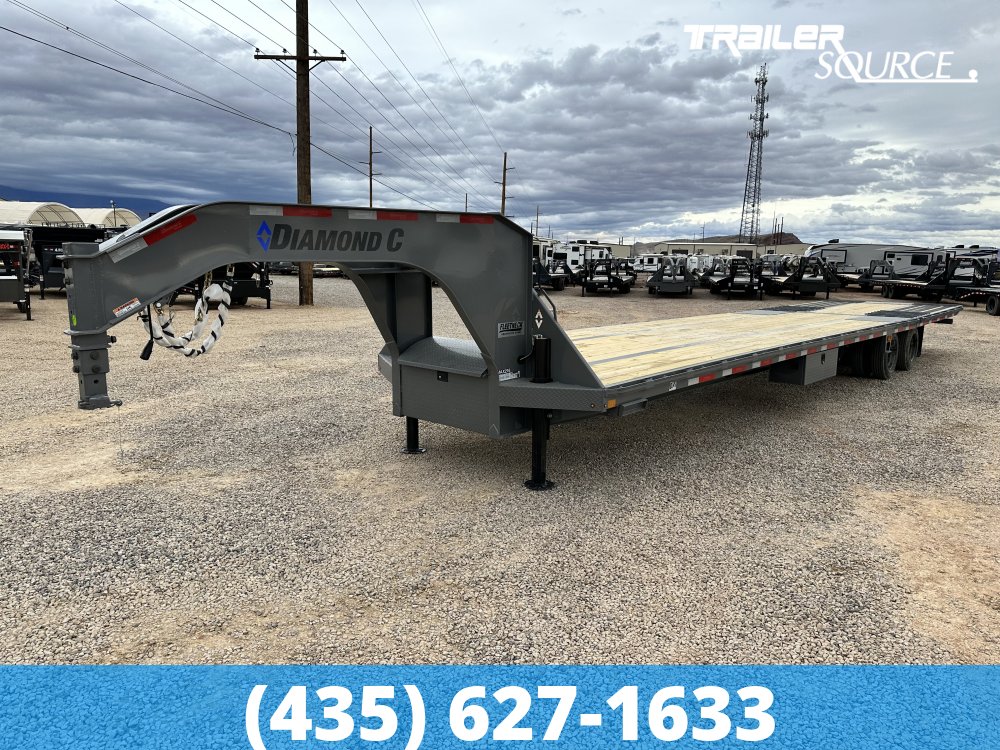 8.5x40 Diamond C FMAX HDT 40' 40K Hydraulic Dovetail Gooseneck