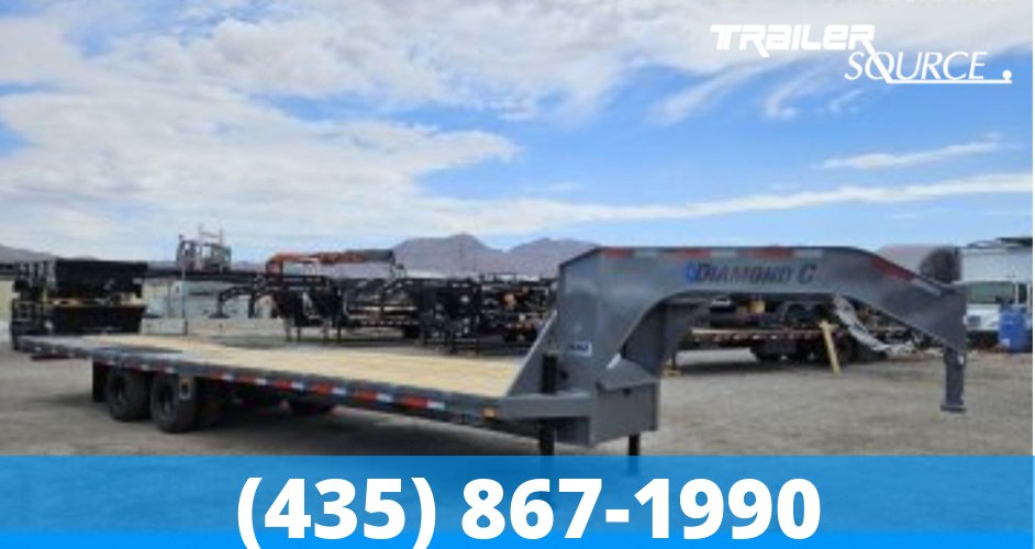 8.5x35 Diamond C FMAX HDT 35' 25.9K Hydraulic Dovetail Gooseneck