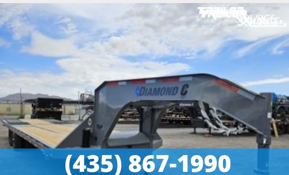 8.5x35 Diamond C FMAX HDT 35' 25.9K Hydraulic Dovetail Gooseneck