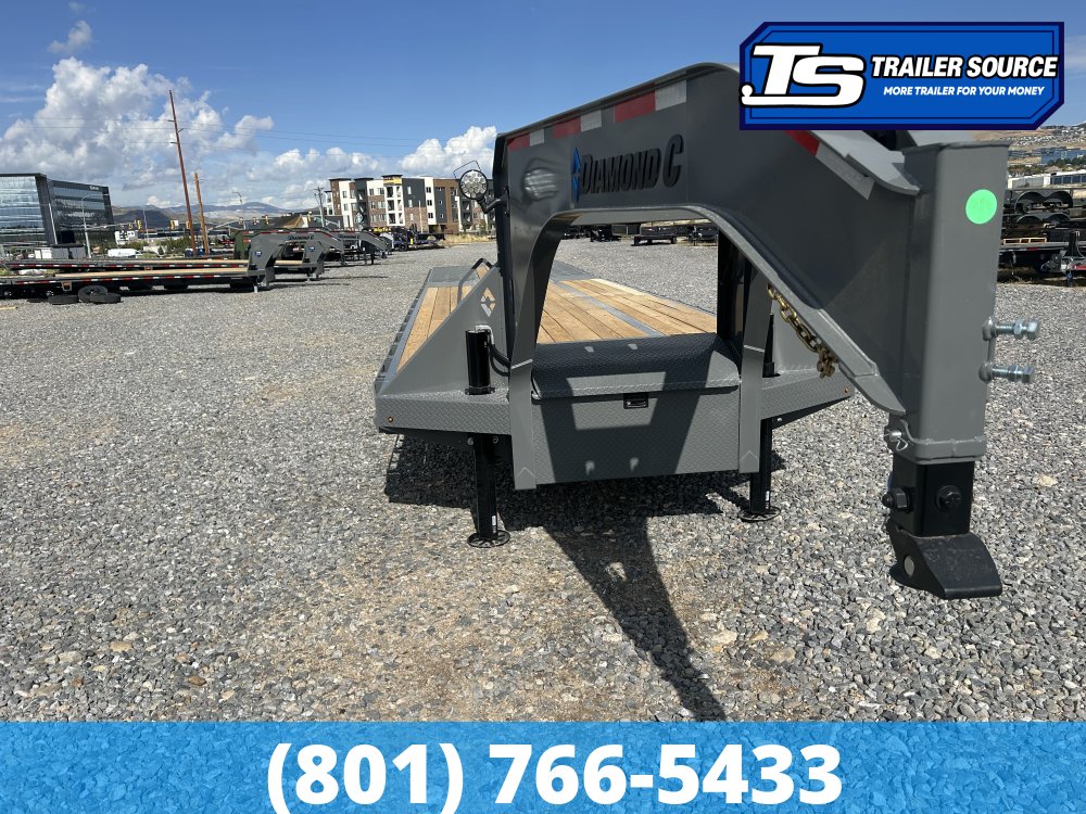 8.5x40 Diamond C FMAX-HDT 212 Gooseneck Hydraulic Dovetail Equipment