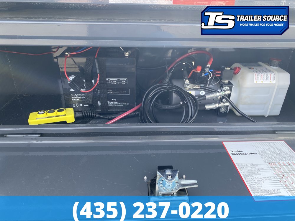 8.5x24 Lamar FA Gooseneck Deckover Tilt