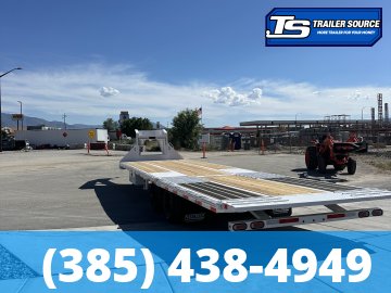 8.5x32 Diamond C FMAX-HDT 212 Gooseneck Hydraulic Dovetail Equipment Trailer - 25.9K GVWR - Hydraulic Jack(s)