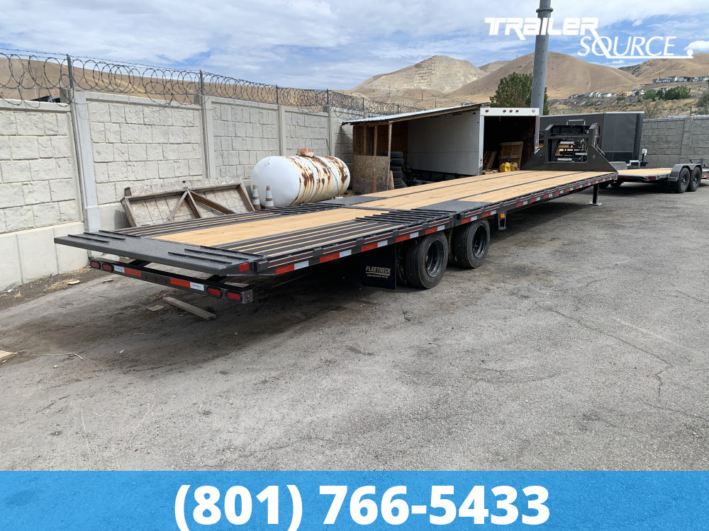 8.5x40 Diamond C FMAX HDT 40' 40K Hydraulic Dovetail Gooseneck