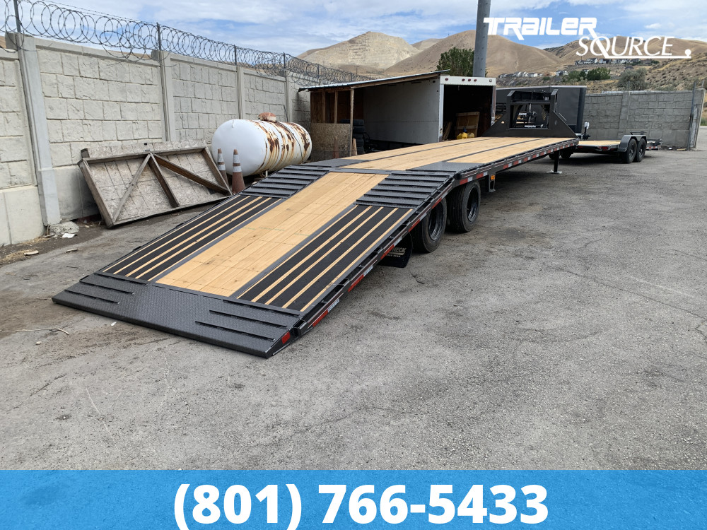 8.5x40 Diamond C FMAX HDT 40' 40K Hydraulic Dovetail Gooseneck