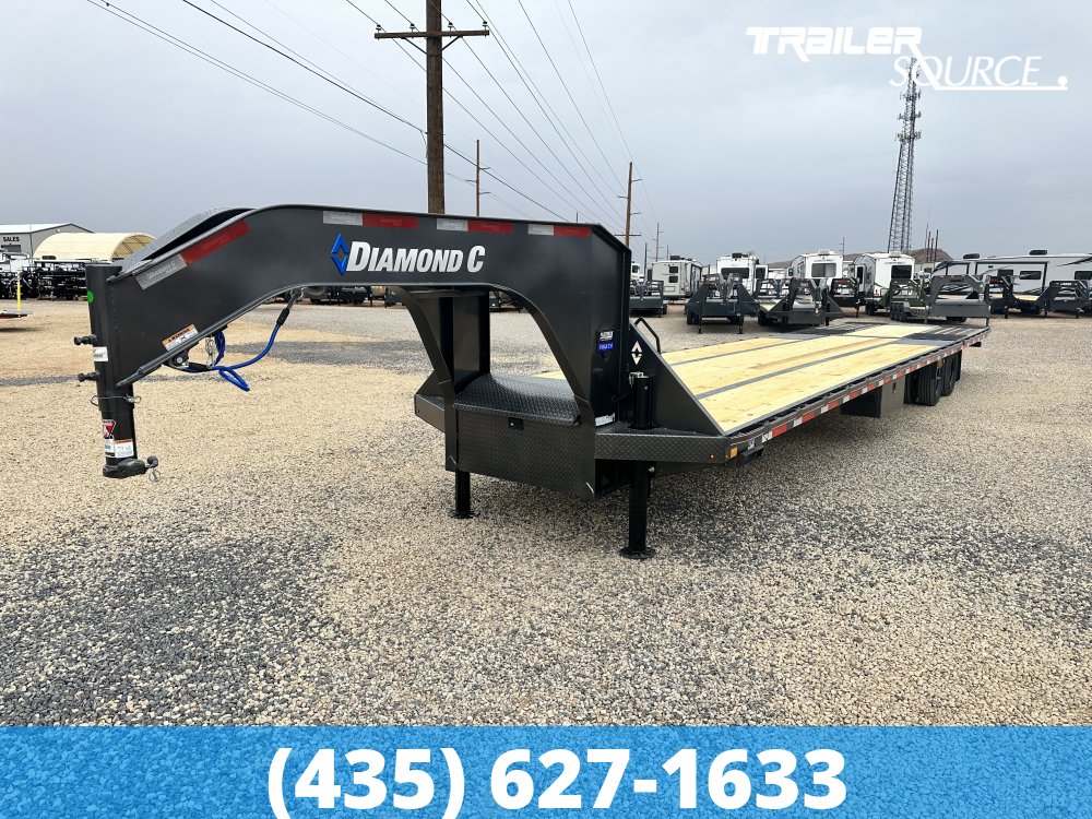 8.5x40 Diamond C FMAX HDT 40' 25K Hydraulic Dovetail Gooseneck