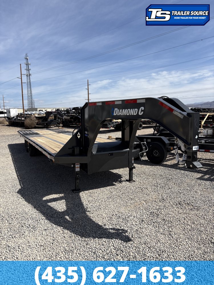 8.5x32 Diamond C FMAX-HDT 212 Gooseneck Hydraulic Dovetail Equipment Trailer -  25.9K GVWR -