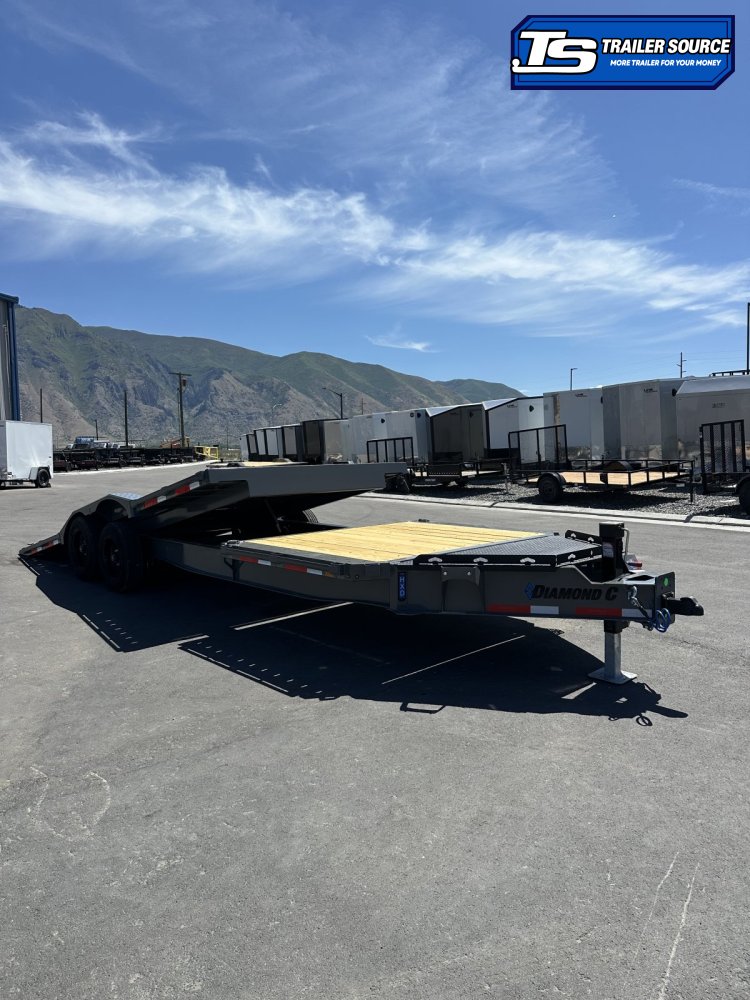 8.5x24 Diamond C HXD 208 Wide Body w/ Drive Over Fenders Tilt Trailer - 18K GVWR -