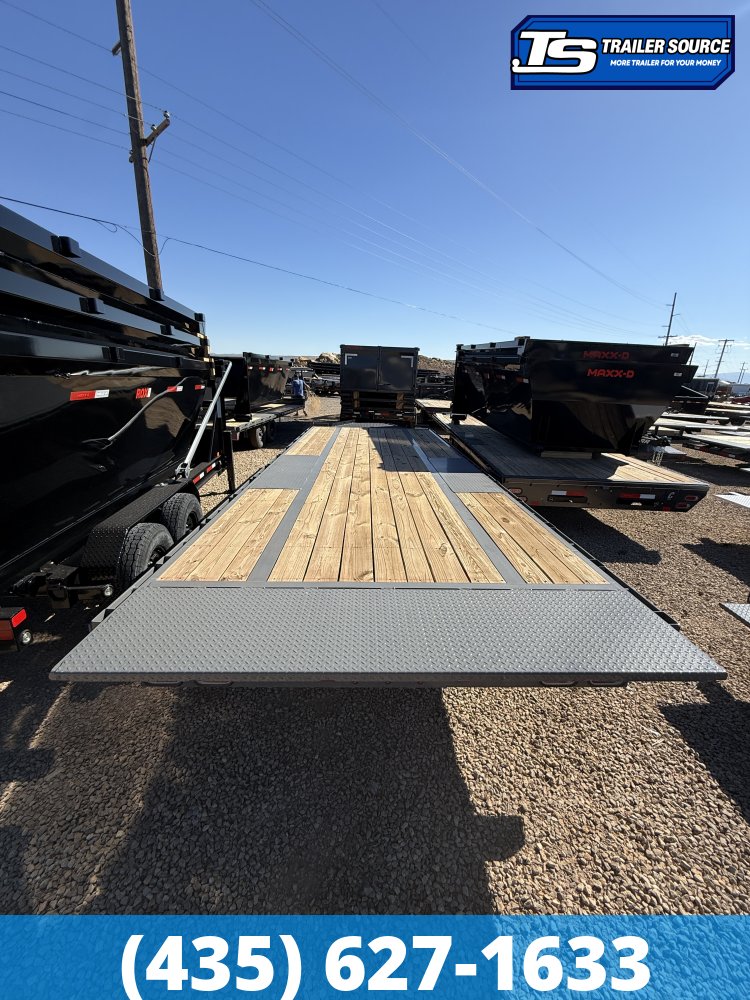 8.5x24 Diamond C DET 207 Deckover Tilt Trailer - 15.5K GVWR -