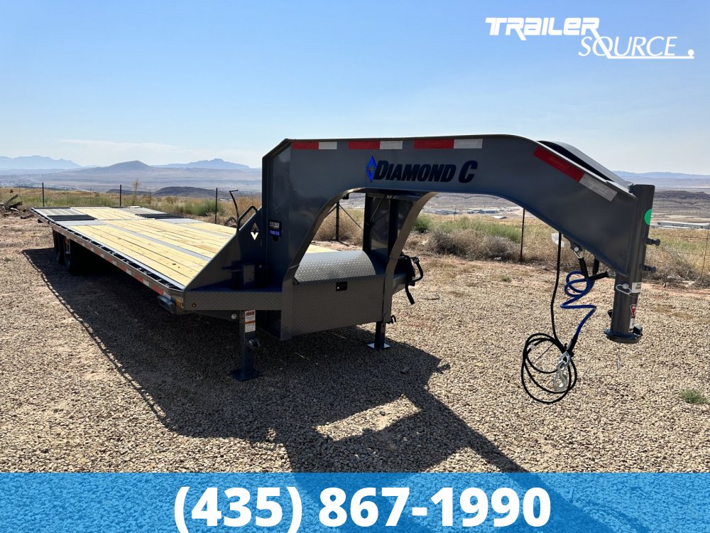 8.5x35 Diamond C FMAX HDT 35' 25K Hydraulic Dovetail Gooseneck