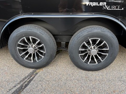 8.5x24 Look ST DLX 7'0" Interior 10K Tandem Axle Enclosed Cargo