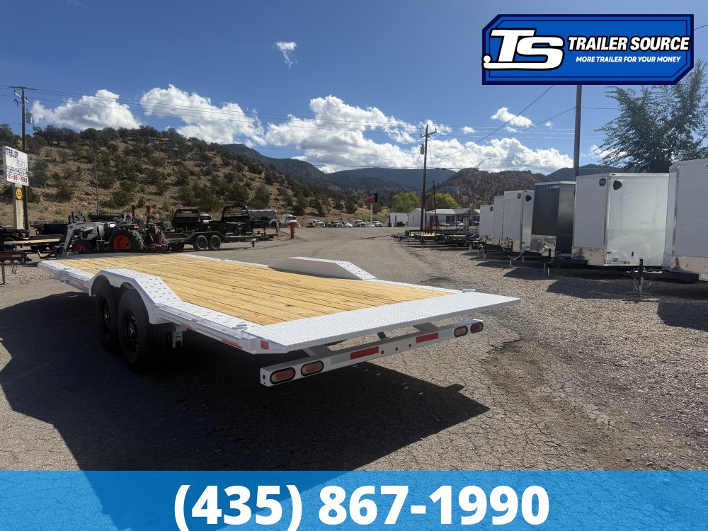 8.5x24 Diamond C HXD 207 Wide Body w/ Drive Over Fenders Tilt Trailer - 15.5K GVWR -