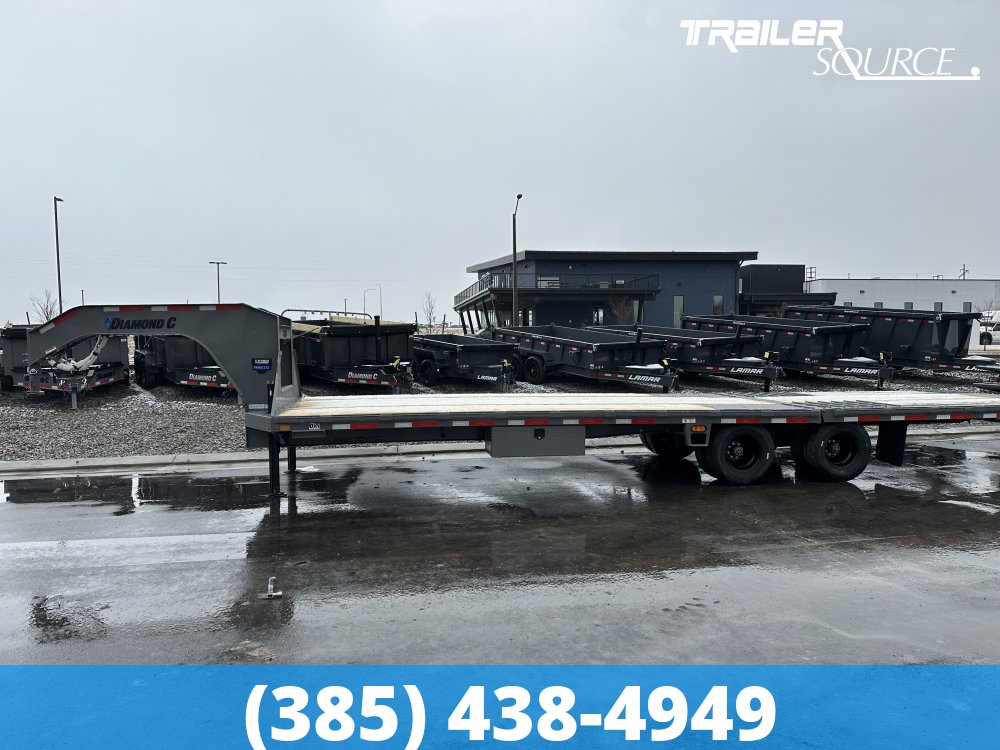 8.5x32 Diamond C FMAX HDT Gooseneck Hydraulic Dovetail 32' 25.9K Hydraulic Dovetail Gooseneck