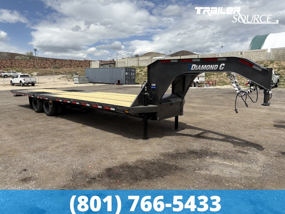 8.5x32 Diamond C FMAX HDT Gooseneck Hydraulic Dovetail 32' 25.9K Hydraulic Dovetail Gooseneck