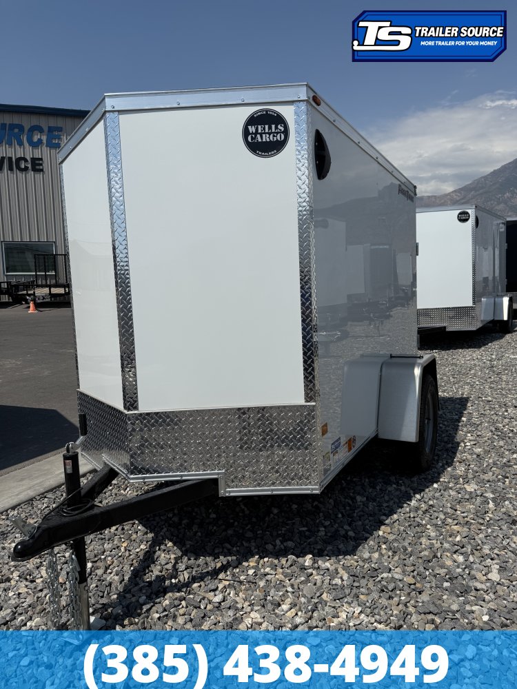 5x8 Wells Cargo Fast Trac Deluxe Enclosed Cargo