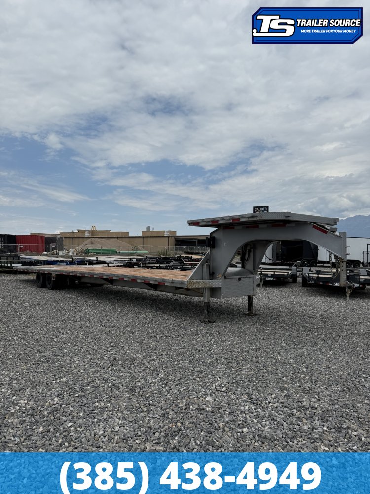 8.5x44 Diamond C FMAX 212 Equipment Trailer - 25.9K GVWR - 12k Axles, Air Ride, Gooseneck, Hydraulic Dove Tail, Hydraulic Jack(s), Winch Package