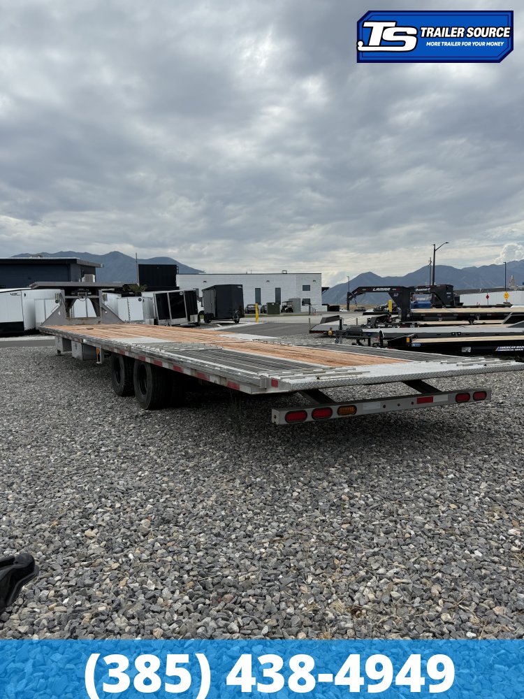 8.5x44 Diamond C FMAX 212 Equipment Trailer - 25.9K GVWR - 12k Axles, Air Ride, Gooseneck, Hydraulic Dove Tail, Hydraulic Jack(s), Winch Package