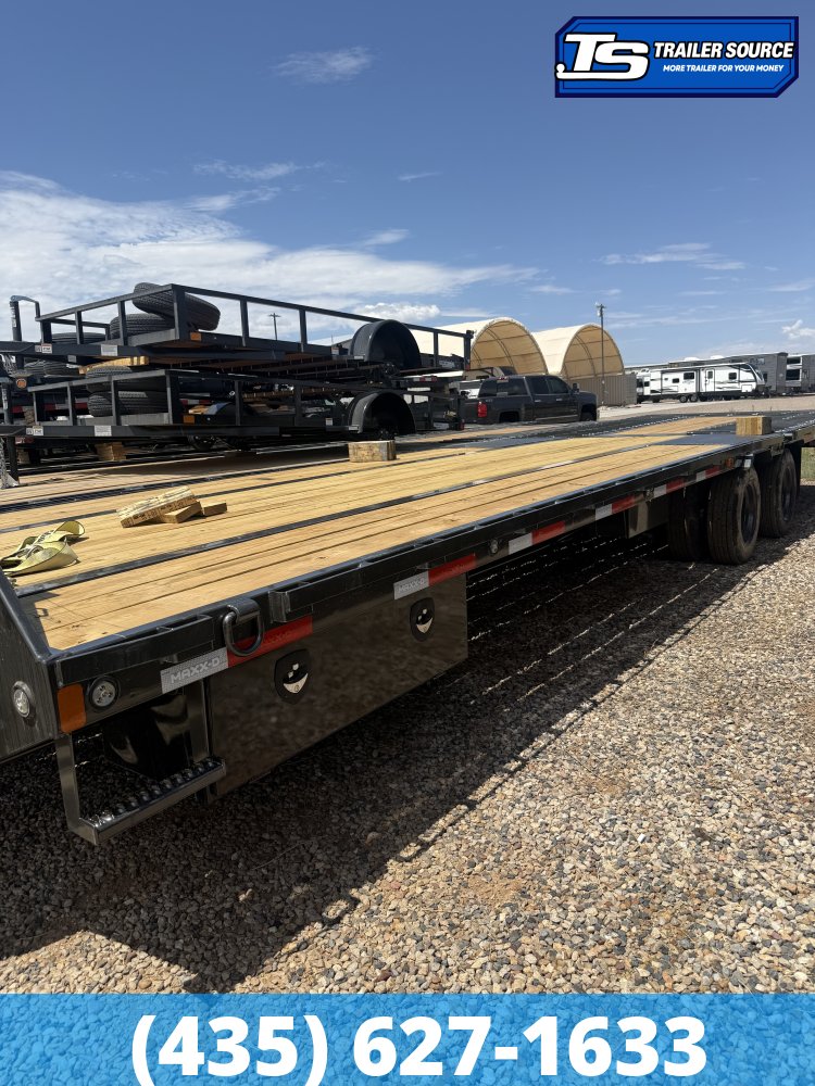 8.5x32 Maxx-D YDX Gooseneck Hydraulic Dovetail Equipment
