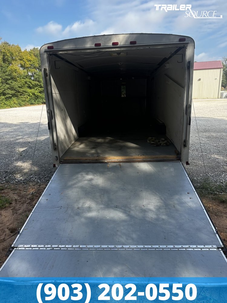 2004 8.5x24 Continental Cargo Enclosed Cargo