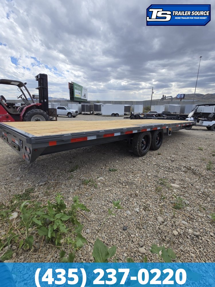 8.5x26 Diamond C DEC 208 Deckover Equipment Trailer -  18K GVWR -