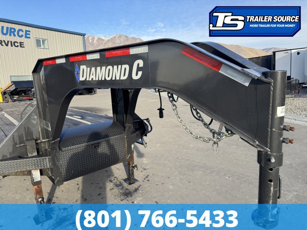8.5x32 Diamond C FMAX-HDT 210 Gooseneck Hydraulic Dovetail Equipment Trailer -  25K GVWR - 14 Ply Tires, Hydraulic Dove Tail, Rub Rail, Winch Plate