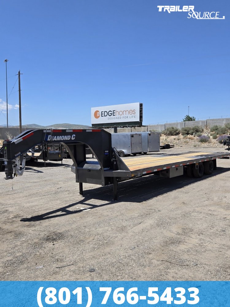 8.5x32 Diamond C FMAX-HDT 216 40K Hydraulic Dovetail Gooseneck