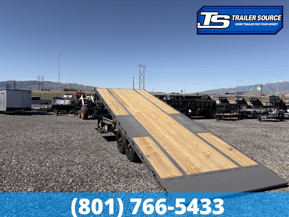 8.5x26 Diamond C DET-GN 210 Gooseneck Deckover Tilt Trailer - 23K GVWR - Hydraulic Jack(s)