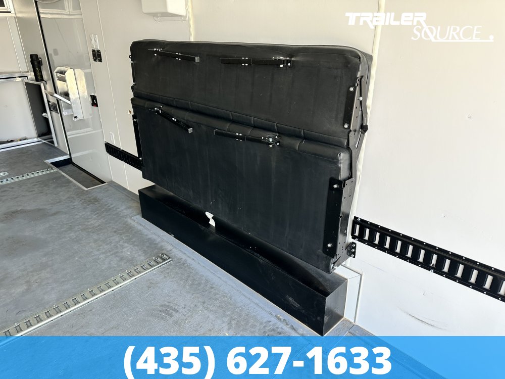 8.5x22 Look Enclosed Car Hauler