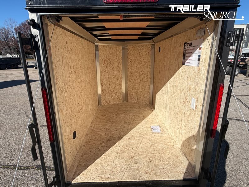 5x8 Look ST DLX  Enclosed Cargo