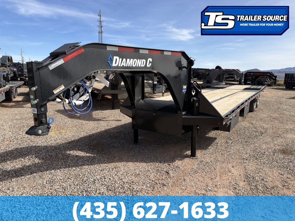 8.5x35 Diamond C FMAX-HDT 212 Pacesetter Pkg Pacesetter Pkg Gooseneck Hydraulic Dovetail Equipment Trailer - 25.9K GVWR - Aluminum Outer Wheels