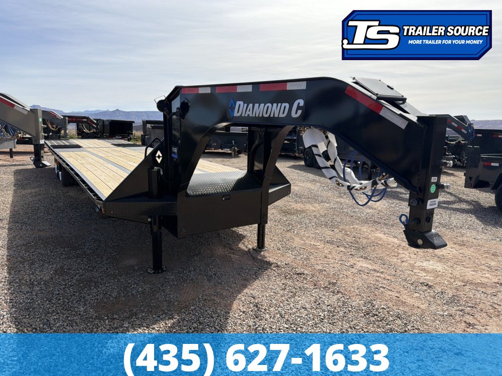 8.5x35 Diamond C FMAX-HDT 212 Pacesetter Pkg Pacesetter Pkg Gooseneck Hydraulic Dovetail Equipment Trailer - 25.9K GVWR - Aluminum Outer Wheels