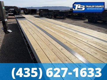 8.5x35 Diamond C FMAX-HDT 212 Pacesetter Pkg Pacesetter Pkg Gooseneck Hydraulic Dovetail Equipment Trailer - 25.9K GVWR - Aluminum Outer Wheels