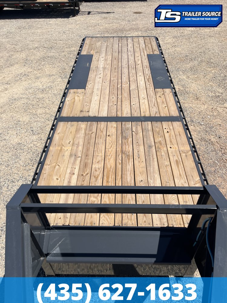8.5x24 Lamar F8 Deckover Equipment Trailer - 14K GVWR - 14 Ply Tires, Gooseneck