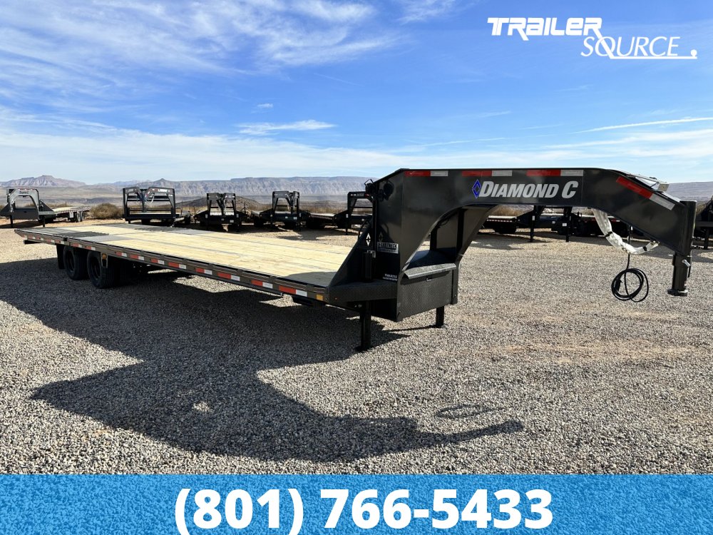 8.5x35 Diamond C FMAX HDT 35' 25.9K Hydraulic Dovetail Gooseneck