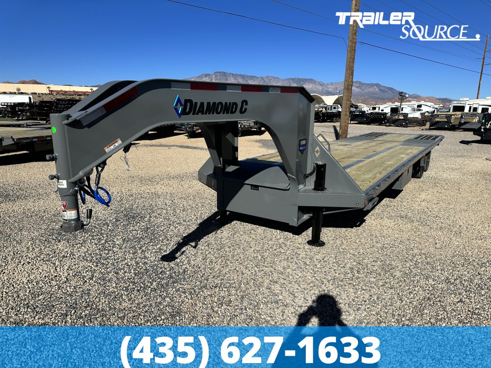 8.5x35 Diamond C FMAX HDT 35' 25K Hydraulic Dovetail Gooseneck