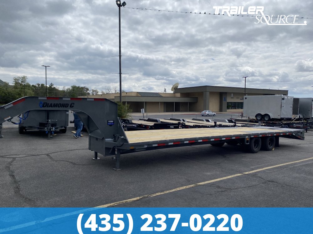 8.5x35 Diamond C FMAX  25K Hydraulic Dovetail Gooseneck