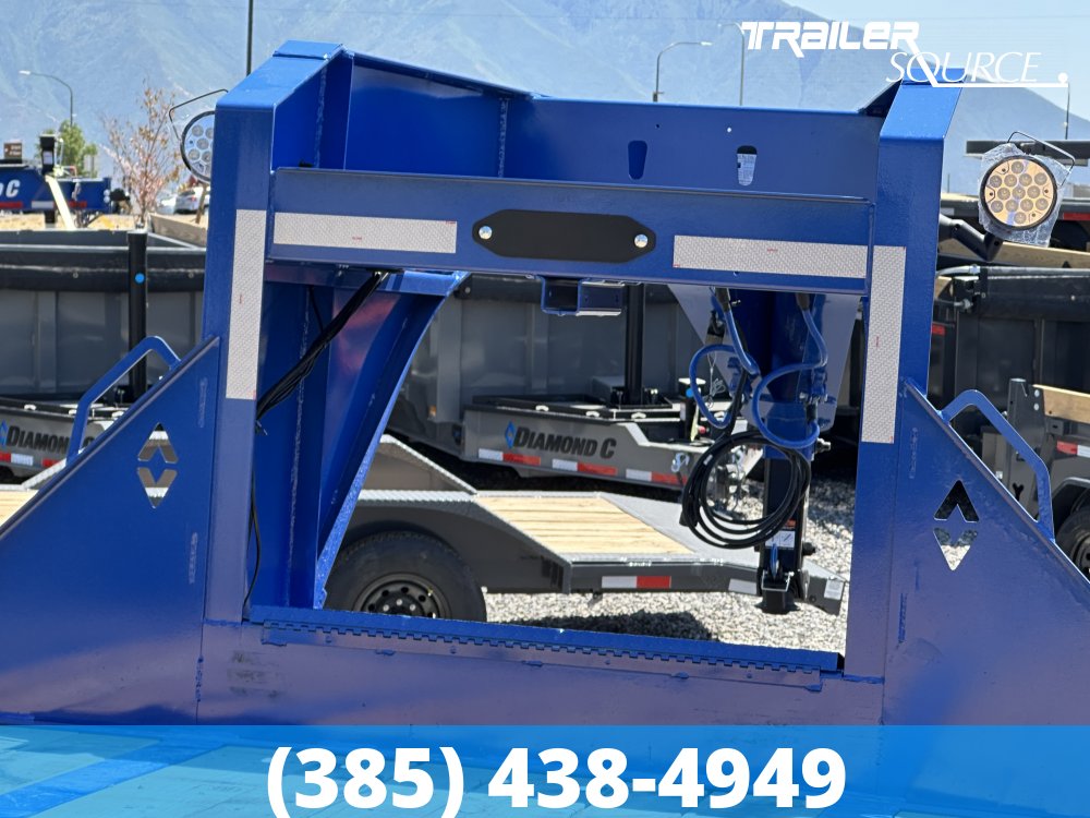 8.5x32 Diamond C FMAX-HDT 210 Pacesetter 25K Hydraulic Dovetail Gooseneck