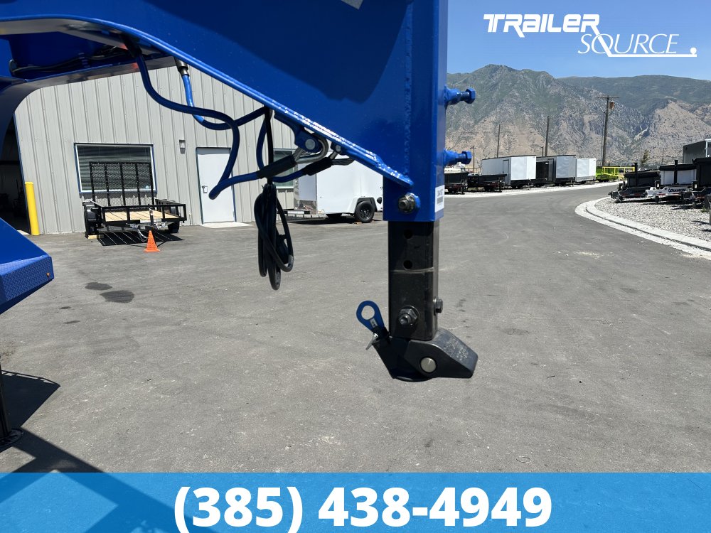 8.5x32 Diamond C FMAX-HDT 210 Pacesetter 25K Hydraulic Dovetail Gooseneck
