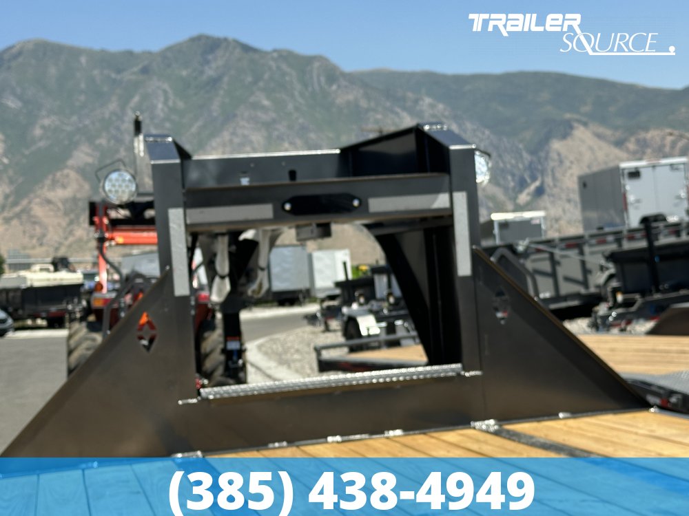 8.5x40 Diamond C FMAX-HDT 212 Pacesetter 25.9K Hydraulic Dovetail Gooseneck