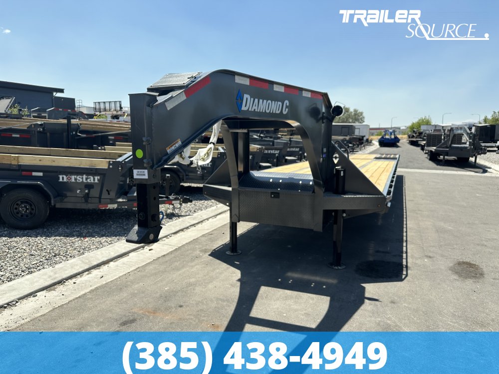 8.5x40 Diamond C FMAX-HDT 212 Pacesetter 25.9K Hydraulic Dovetail Gooseneck